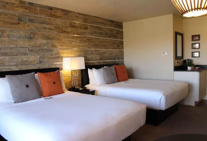 Отель Inn On The Cliff