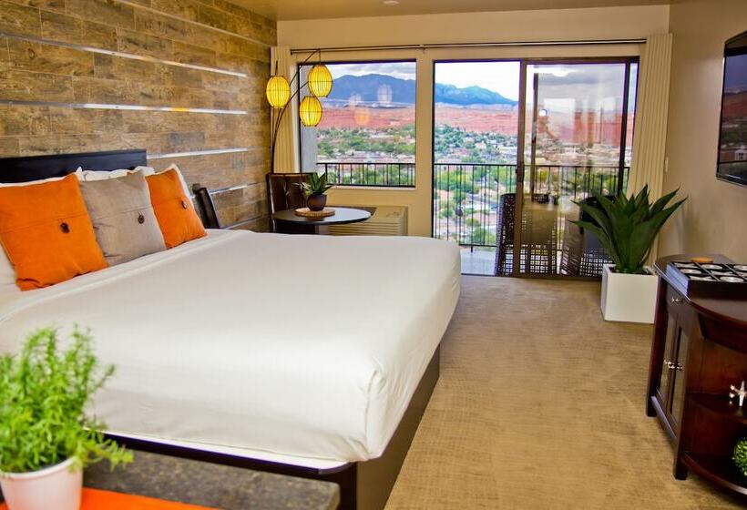 Otel Inn On The Cliff