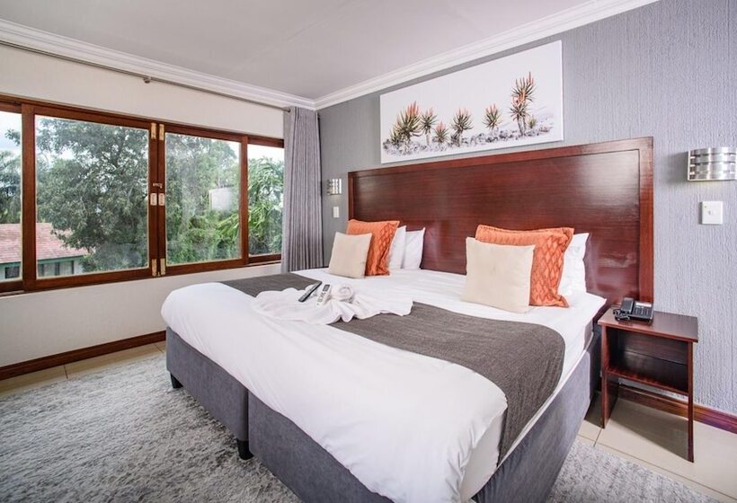 Khayalami Hotel   Mbombela