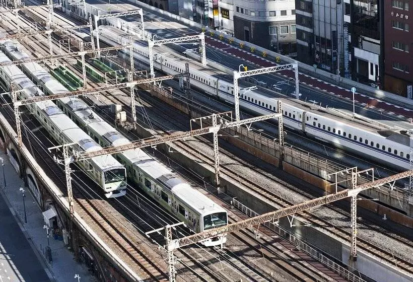 Отель Sotetsu Fresa Inn Shimbashi Hibiyaguchi