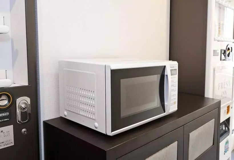 Отель Sotetsu Fresa Inn Shimbashi Hibiyaguchi