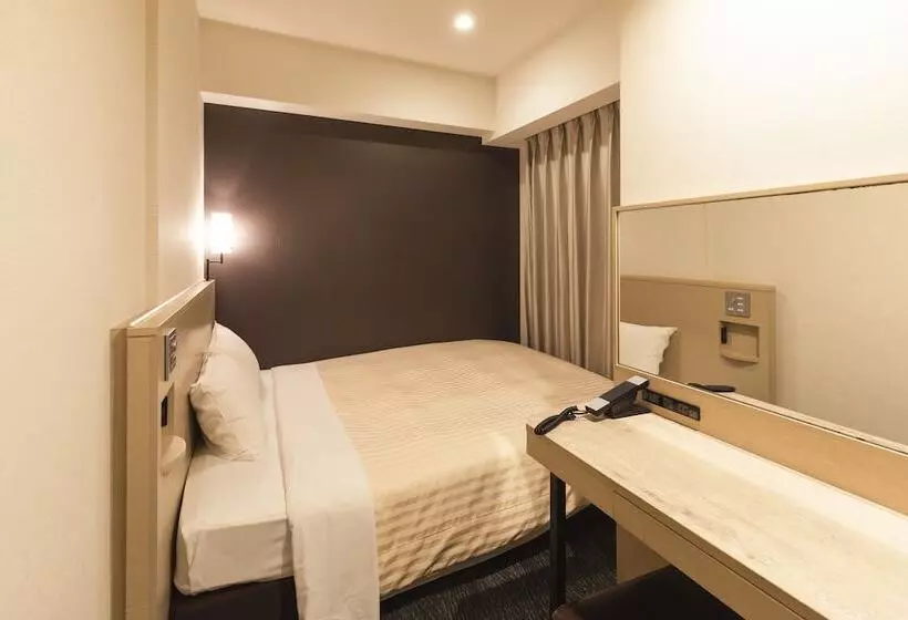 Отель Sotetsu Fresa Inn Shimbashi Hibiyaguchi