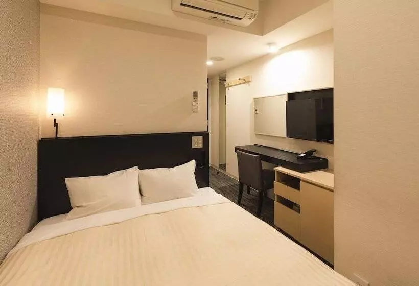 Отель Sotetsu Fresa Inn Shimbashi Hibiyaguchi