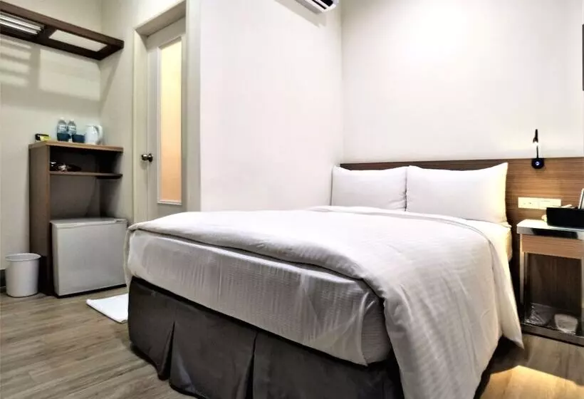 هتل West 59 Inn