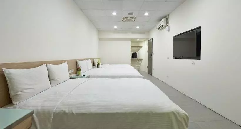 هتل West 59 Inn