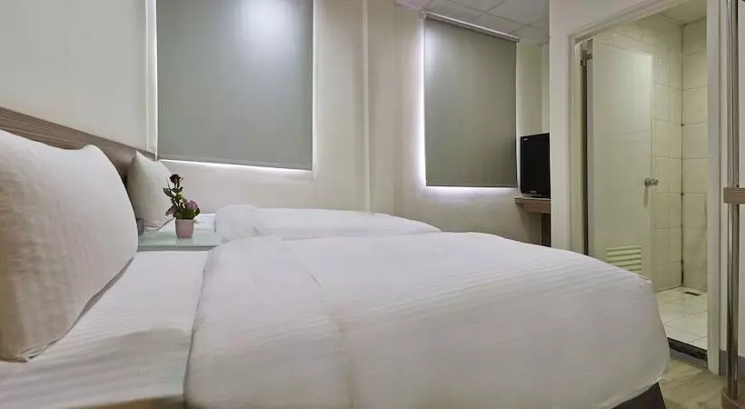هتل West 59 Inn
