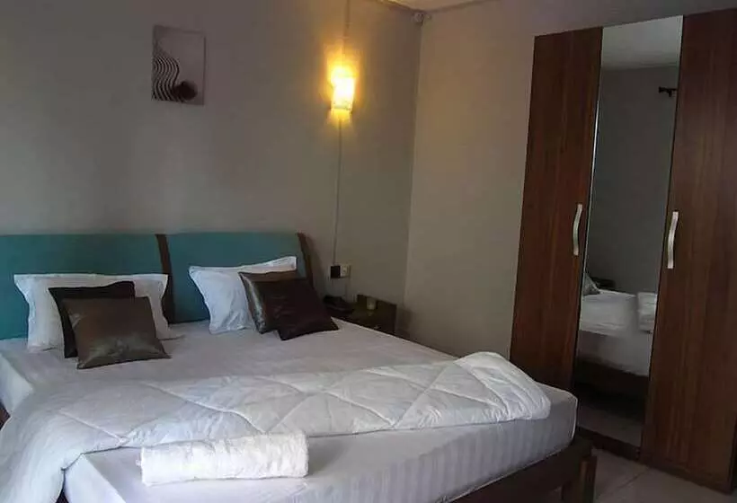 هتل West Palm B&b Inn