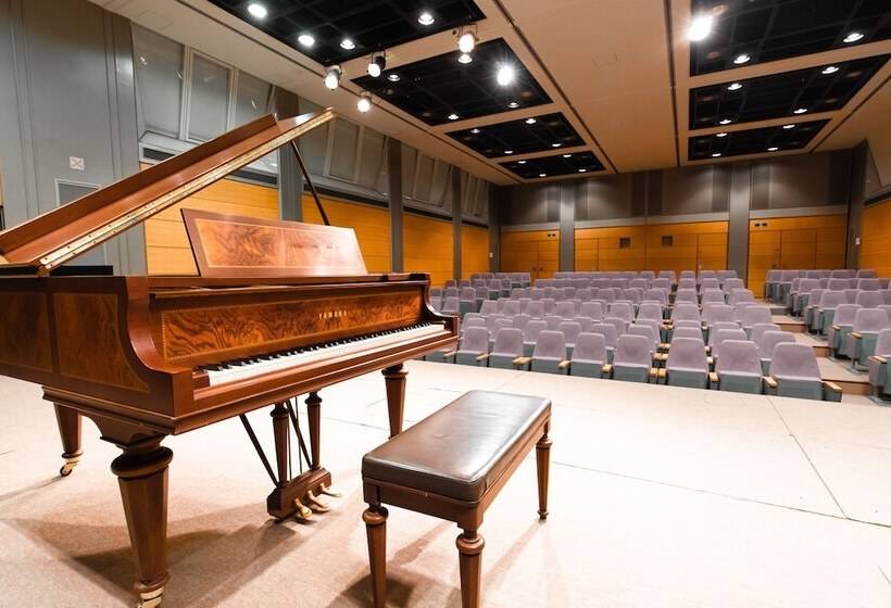 فندق Ymca Asia Youth Center