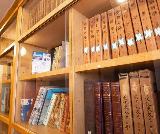 ホテル Ymca Asia Youth Center