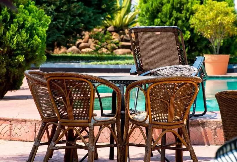 Mika Hotel Kabulonga