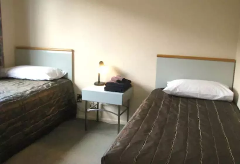 Pavilion Motel & Conference Centre