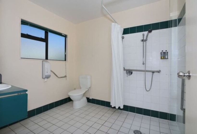 Pavilion Motel & Conference Centre