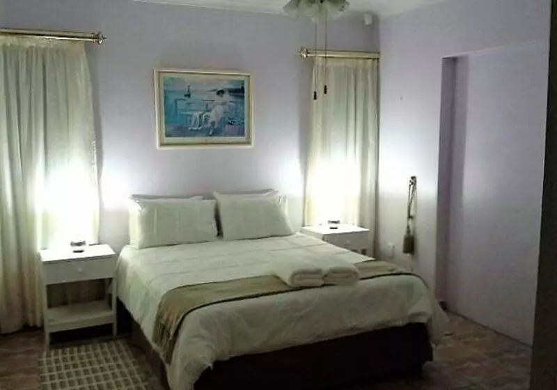 پانسیون Amarachi Guesthouse