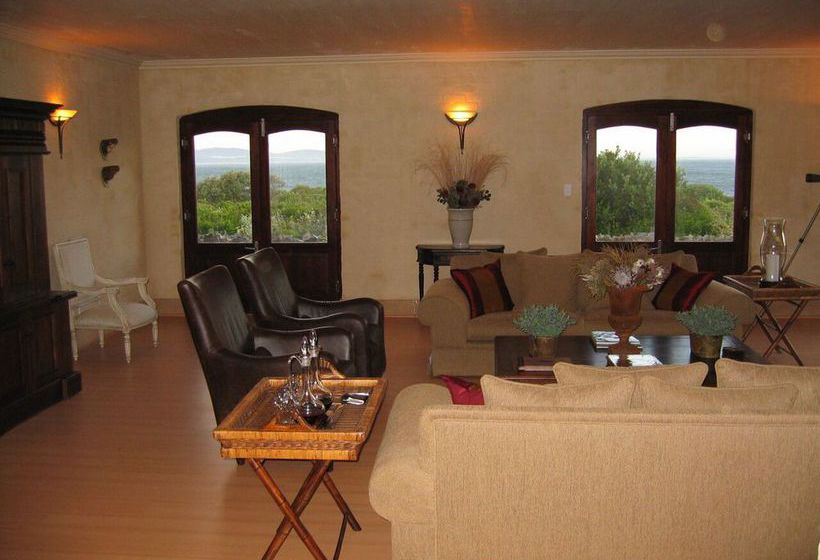 פנסיון Auberge Provence