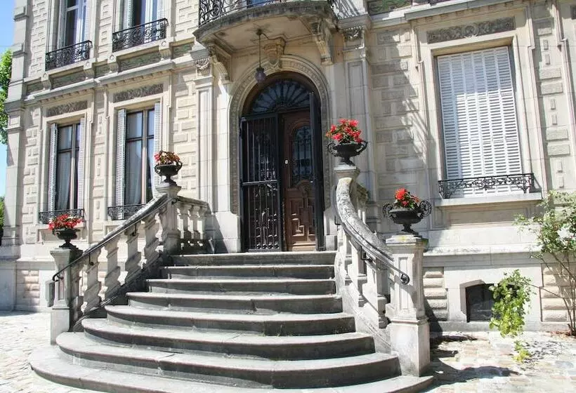 پانسیون Villa Primerose