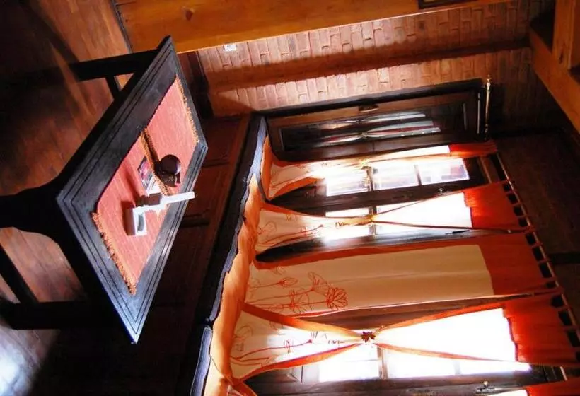 World Heritage Hotel And Apartments