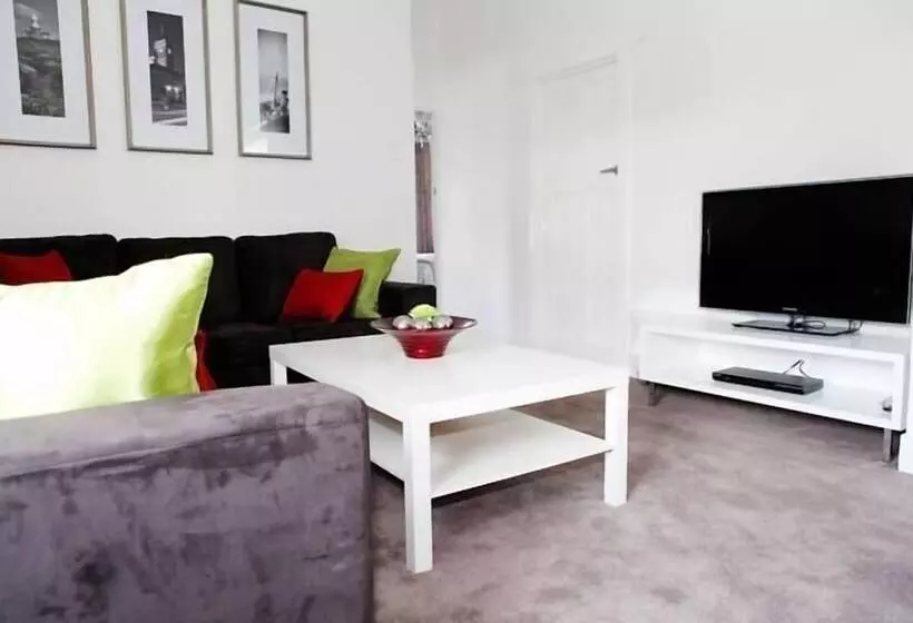 Albany Central Apartments