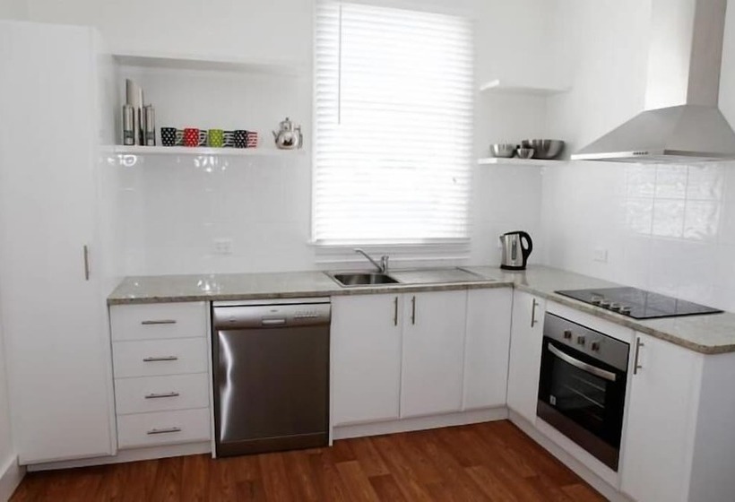 Albany Central Apartments