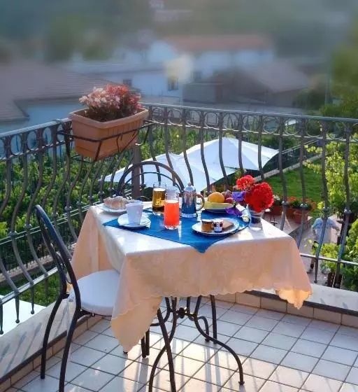 Nocleg ze śniadaniem Farfalle E Gabbiani