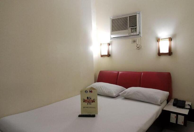 Halina Hotel Avenida