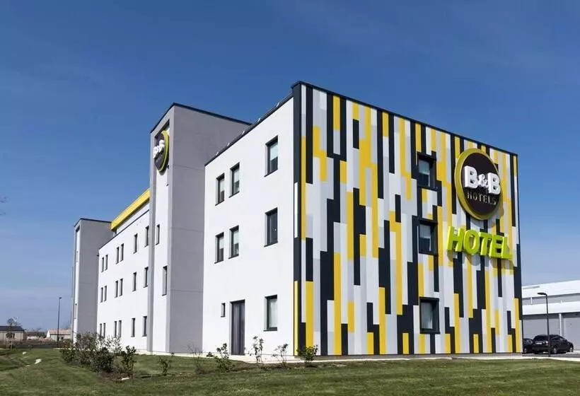 B&b Hotel Niort Marais Poitevin Est