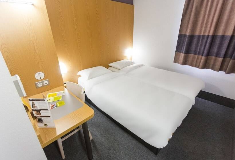 B&b Hotel Niort Marais Poitevin Est