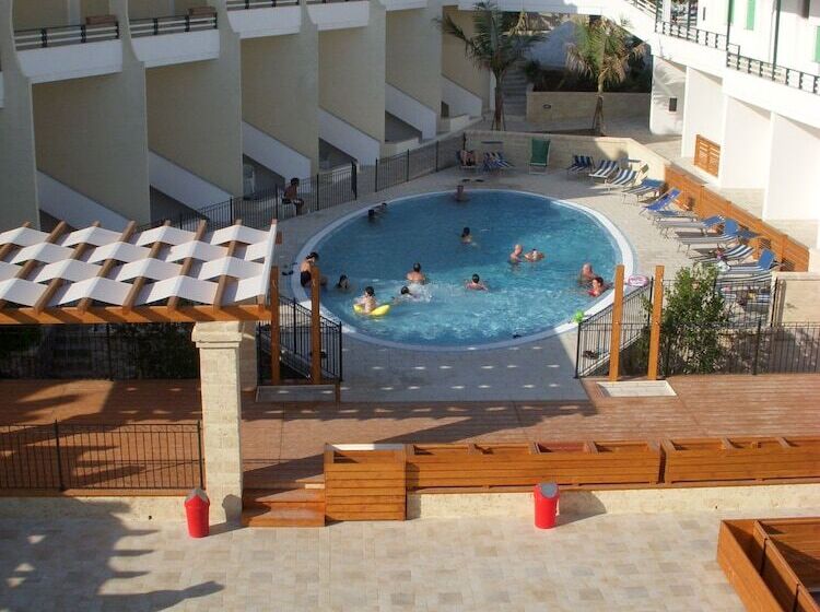 Отель Cala Saracena Resort