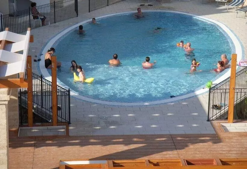 Отель Cala Saracena Resort