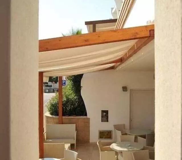 Отель Cala Saracena Resort