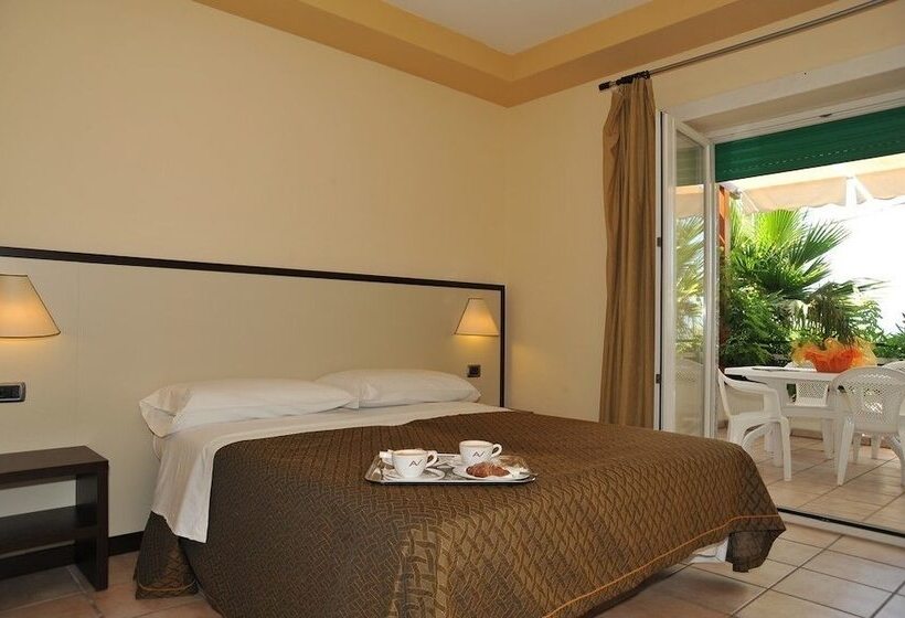 Отель Cala Saracena Resort