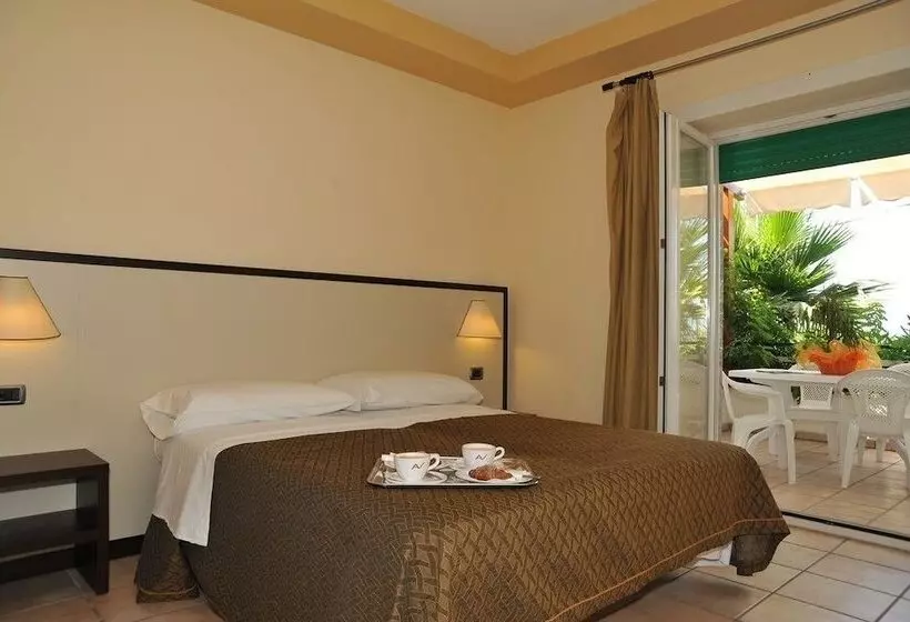 Отель Cala Saracena Resort