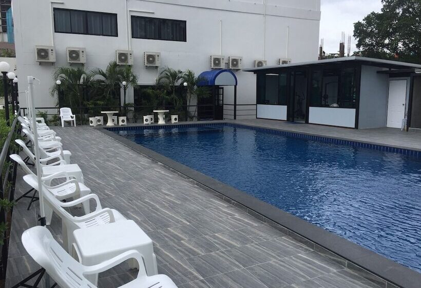 Отель Chada Veranda