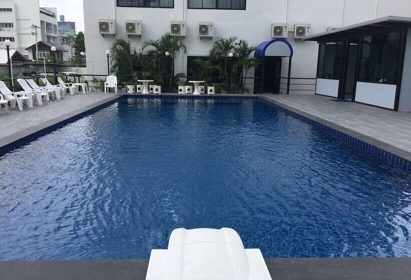 Отель Chada Veranda