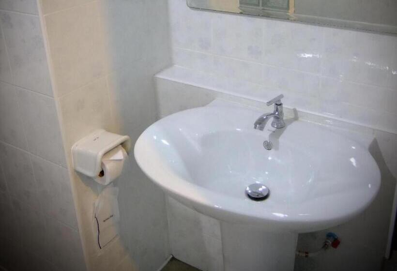 Отель Chada Veranda