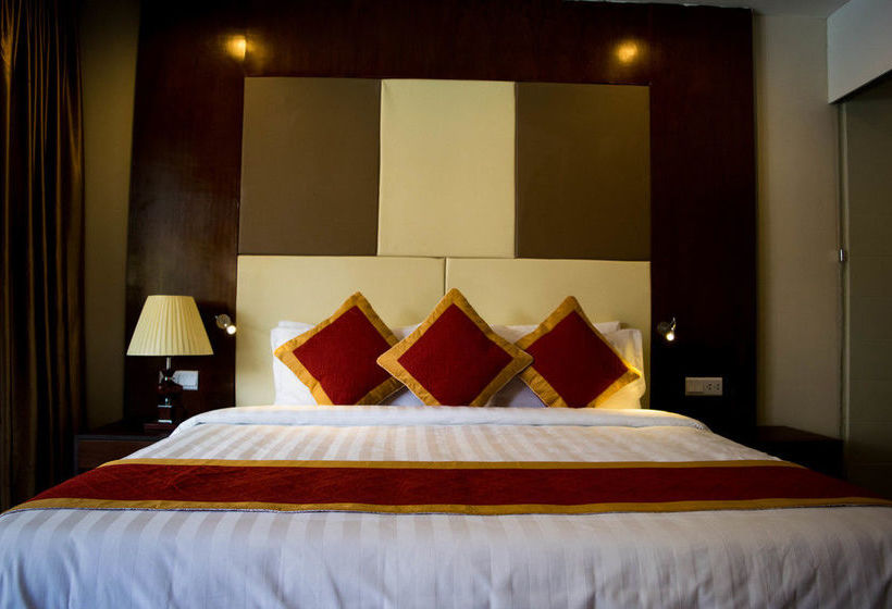 هتل Champa Garden