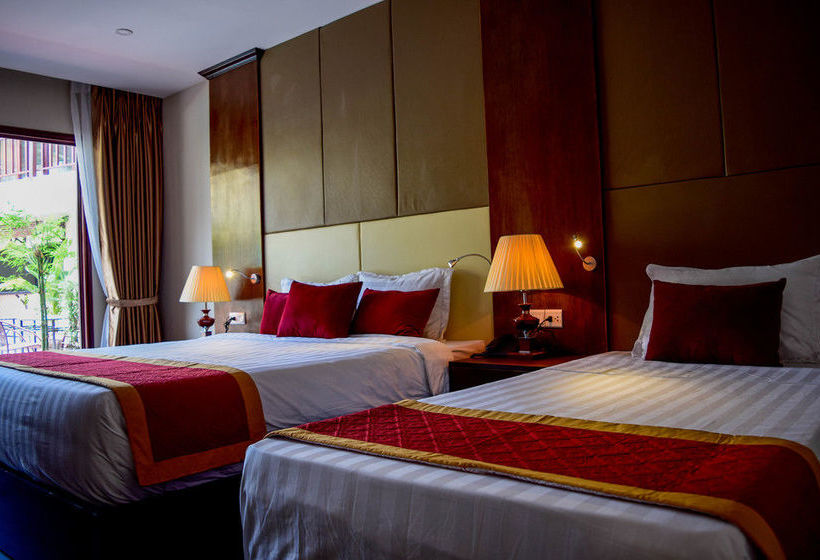 هتل Champa Garden