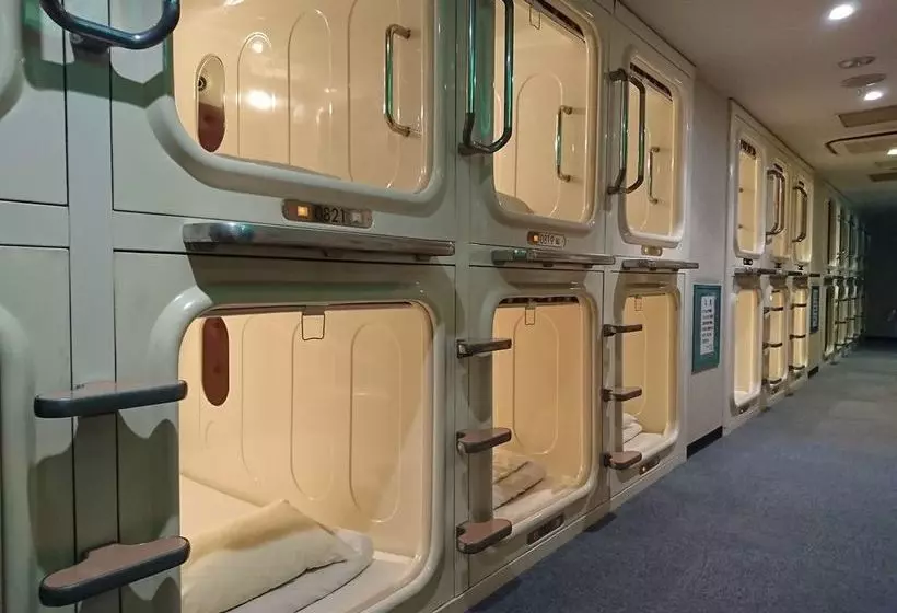 Kapselhotel Sauna & Capsule Spadio