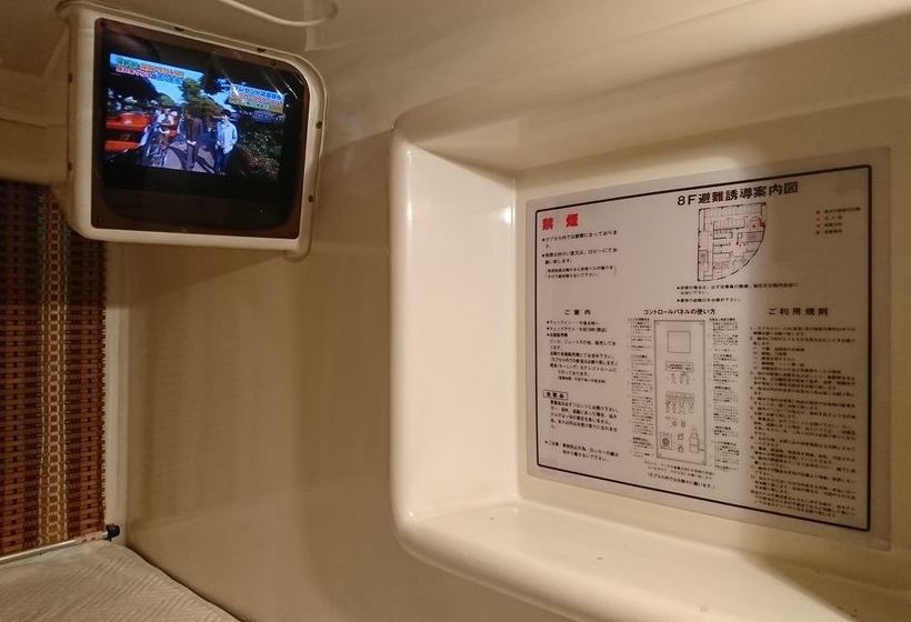 מלון כמוסות Sauna & Capsule Spadio