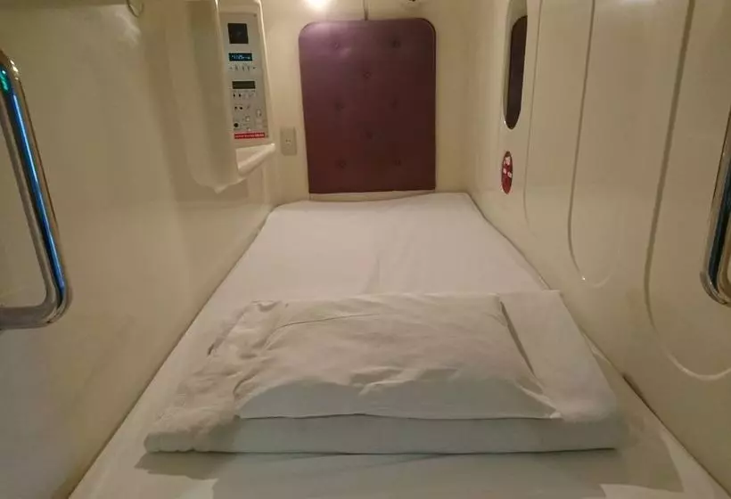 Kapselhotel Sauna & Capsule Spadio