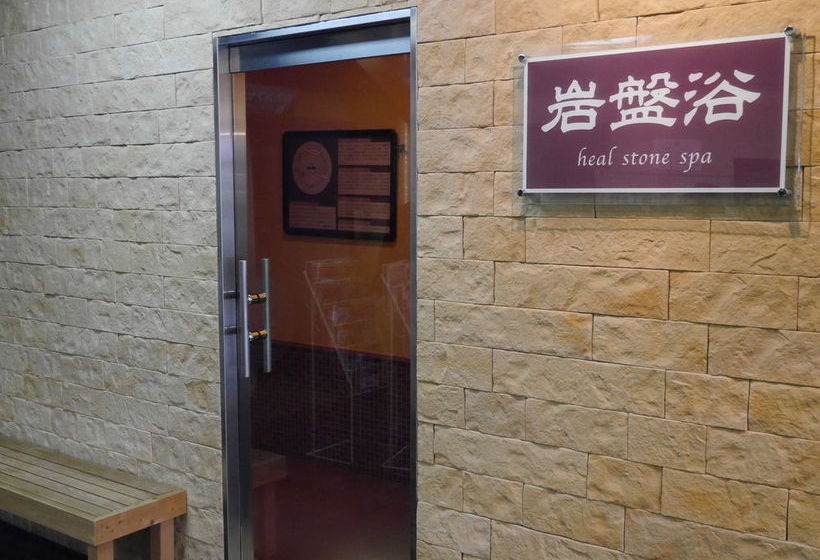 מלון כמוסות Sauna & Capsule Spadio