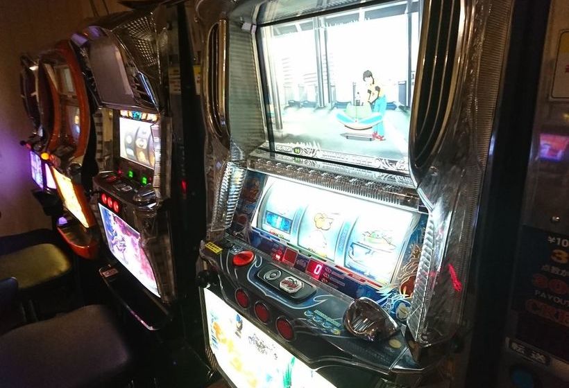 מלון כמוסות Sauna & Capsule Spadio