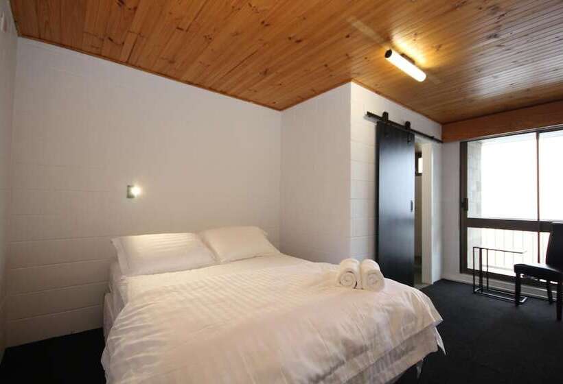 فندق Falls Creek