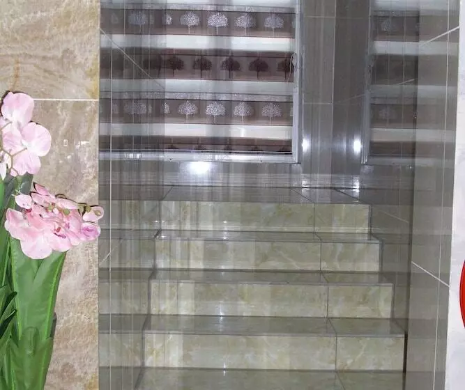 هتل Grandvenice Transit Apartments