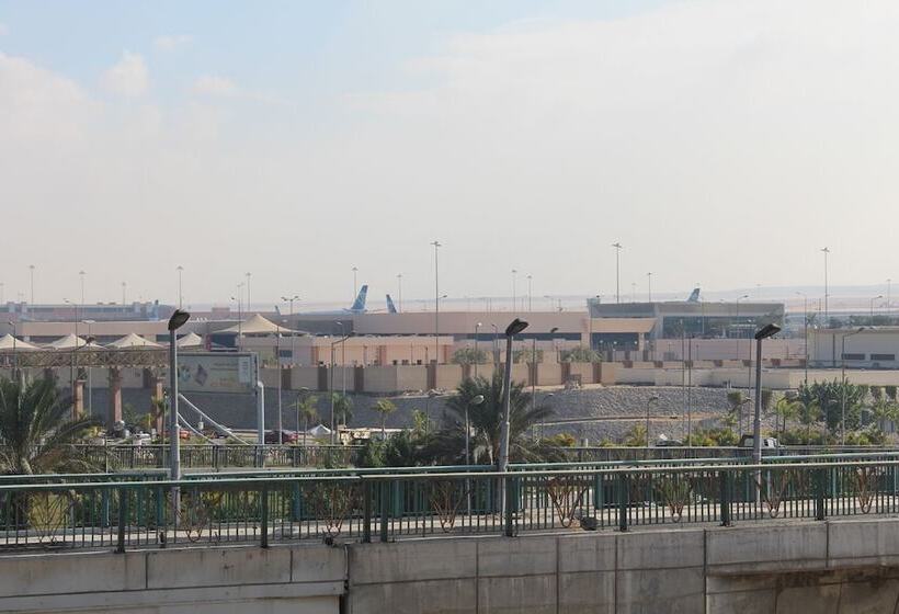 هتل Heliopolis Rock Residence