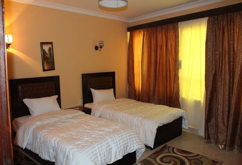 هتل Heliopolis Rock Residence