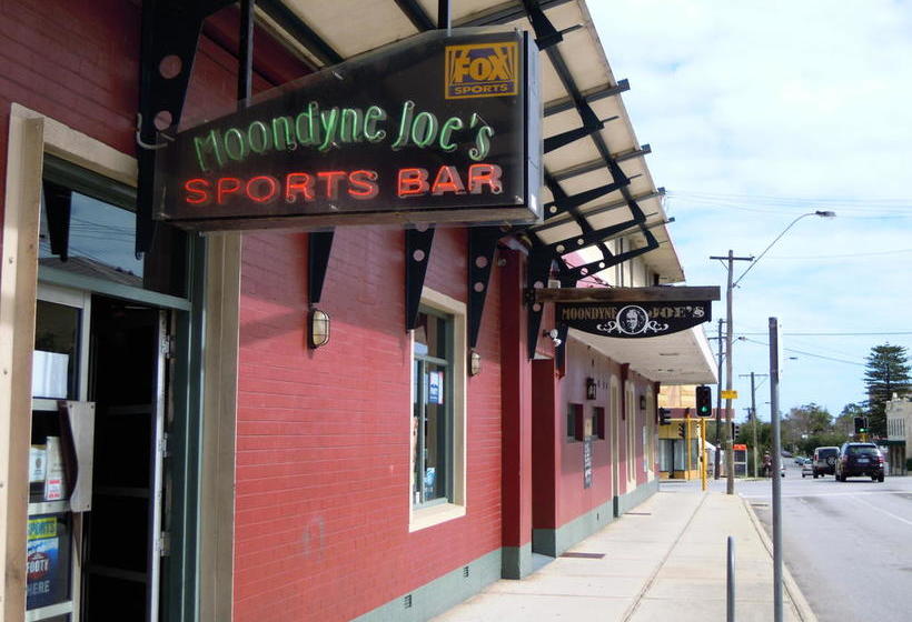 בית מלון כפרי Moondyne Joe's