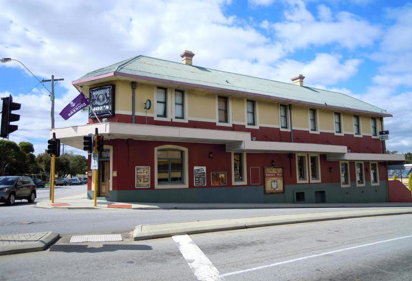 בית מלון כפרי Moondyne Joe's