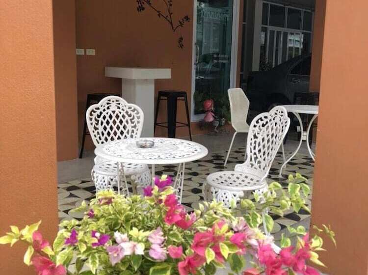 בית מלון כפרי Papangkorn House