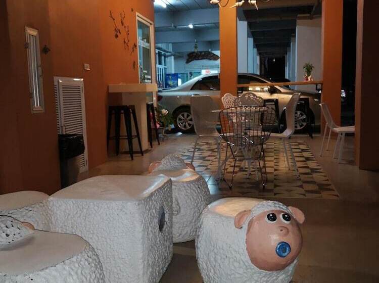 בית מלון כפרי Papangkorn House