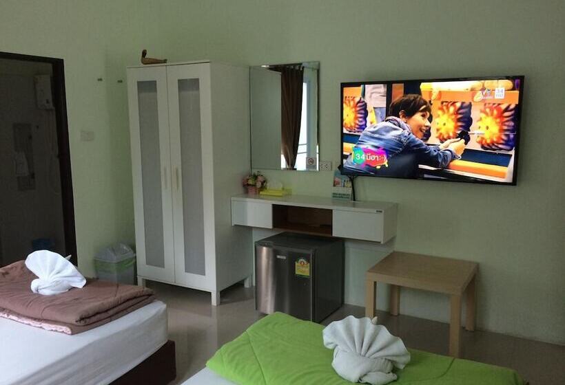 בית מלון כפרי Papangkorn House